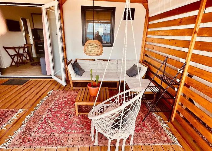 Mobile House Sol بيت للعطل *